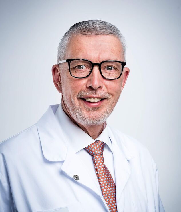 Doctor Plastic surgeon Dalibor Eggleston
